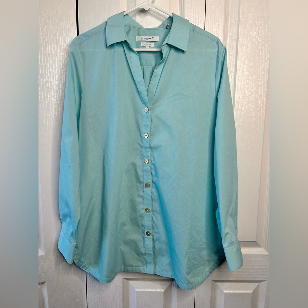 Foxcroft Womens 16 Light Blue Button Down Collared Long Sleeve Wrinkle‎ Free Top